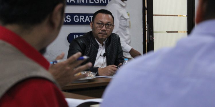 Kepala BPN Kota Depok Indra Gunawan memimpin langsung rapat kajian Tol Depok Antasari Selasa 29 Agustus 2023.