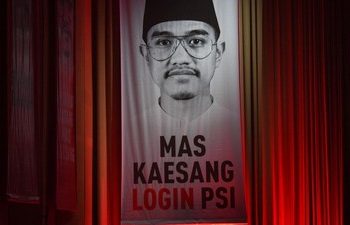 Kaesang Pangarep, putra bungsu Presiden Indonesia, Joko Widodo (Jokowi), membagikan pesan ayahnya setelah ia resmi dilantik