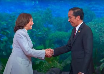 Presiden Jokowi bertemu Wakil Presiden AS Kamala Harris di KTT ASEAN Jakarta.