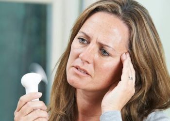 Kenapa Bisa Menopause Meningkatkan Risiko Penyakit Jantung?