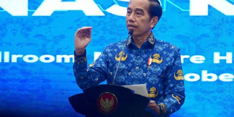 Presiden Joko Widodo mendorong agar ekosistem kerja aparatur sipil negara (ASN) dapat memacu individu untuk berkinerja baik sehingga mampu menghasilkan prestasi dan inovasi yang baik pula.