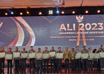 Sekda Sumsel: Pemerintah kabupaten dan kota di Sumsel perlu menyebarluaskan informasi seluas-luasnya terkait dengan potensi investasi dari daerah Masing-masing