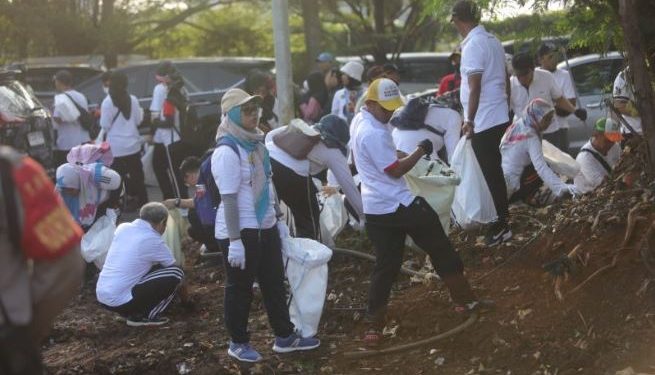 Kegiatan Bertema “Bakti Kita Untuk Jakarta” Pemprov DKI Keruk Sungai Dan Waduk Untuk Antisipasi Banjir