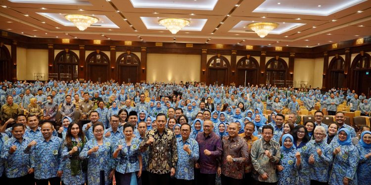Menteri ATR/BPN AHY hadir pada pengukuhan Pejabat Pembuat Akta Tanah (PP IPPAT) masa bakti 2024-2027 di Hotel Bidakara, Jakarta, Senin 15 Juli 2024.