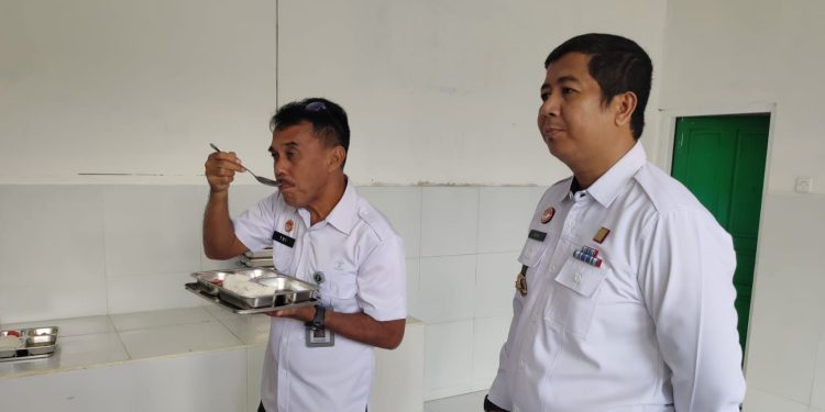 Tinjau Pelayanan Dapur, Kadivpas Monitoring dan Evaluasi Lapas Pangkalan Bun