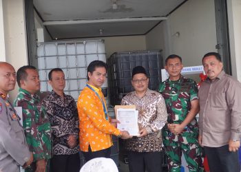 Pomindo di Depok: Pemutusan Rantai Agen Minyak Goreng untuk Ekonomi yang Lebih Efisien