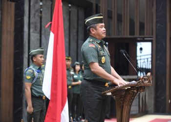 Kasad Pimpin Kenaikan Pangkat 18 Pati TNI AD di Mabesad