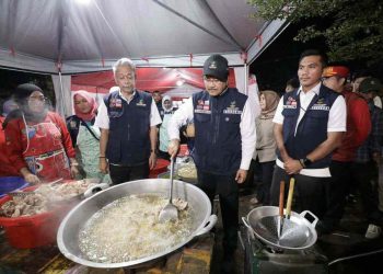 Mensos Siapkan Makan Sahur untuk Korban Banjir di Bekasi