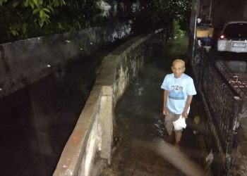 Luapan Debit Air Situ Bahar Genangi Jalan dan Rumah Warga