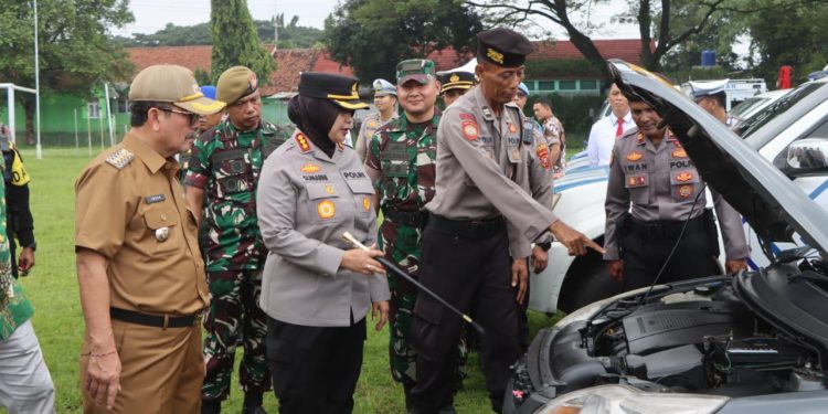 Kapolresta Cirebon Pimpin Apel Gelar Pasukan Operasi Ketupat 2025, Pastikan Mudik Aman dan Nyaman