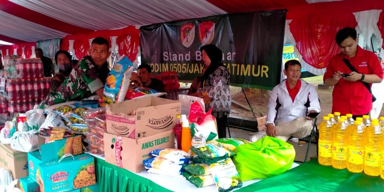 Kodim 0505/JT dan UMKM Bersinergi dalam Bazar Ramadhan 2025