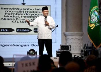 Mensos Tawarkan Solusi Kemiskinan Lewat DTSEN dan Sekolah Rakyat