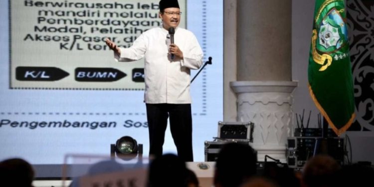 Mensos Tawarkan Solusi Kemiskinan Lewat DTSEN dan Sekolah Rakyat