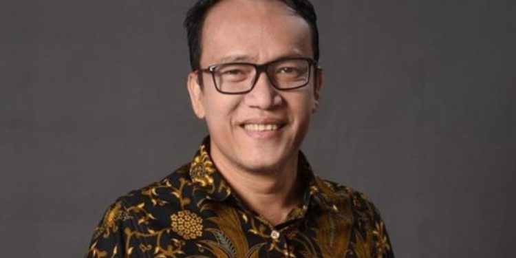 Wamenaker Tanggapi Keluhan Pekerja Soal Upah dan PHK Sepihak