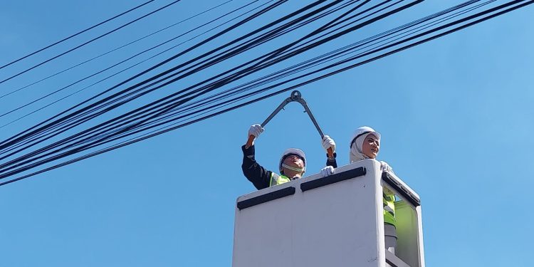 Depok Tertibkan Kabel Udara, Demi Kota yang Lebih Rapi dan Aman