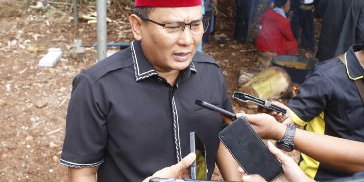 Hangat dan Penuh Makna, Hamzah : Tradisi Ngaduk Dodol Warnai Lebaran Depok 2025