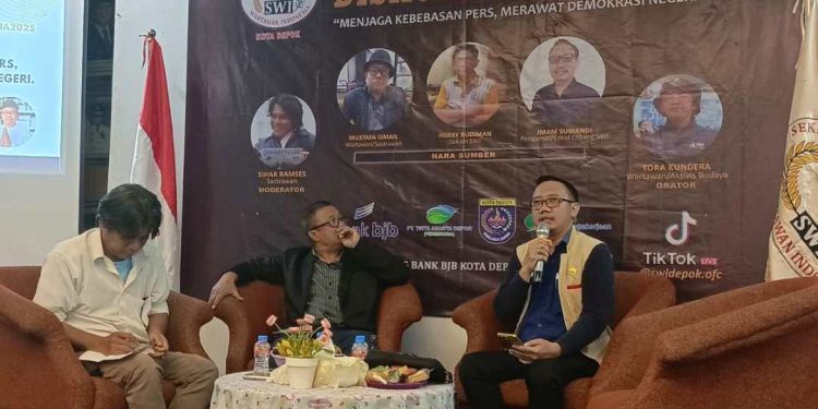SWI Depok Gelar Diskusi “Menjaga Kebebasan Pers, Merawat Demokrasi Negeri”