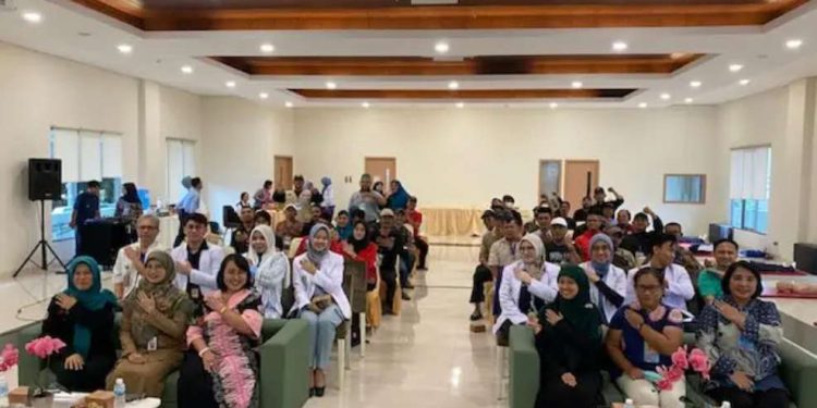 Tingkatkan Respons Medis, Dinkes Depok dan RS Hermina Gelar Pelatihan Driver dan Pendamping Ambulans