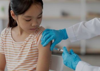 Imunisasi Fondasi Generasi Sehat Menuju Indonesia Emas 2045