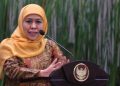 Khofifah Hapus Syarat Usia Kerja di Jawa Timur. Begini Alasannya
