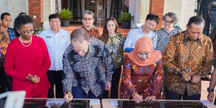 Resmikan Kampus King’s College London di KEK Singhasari Malang, Gubernur Khofifah: Jatim Siap Cangkok SDM Berkualitas Dunia