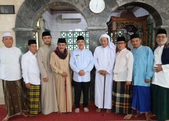 Safari Jumat, Cara Wakil Wali Kota Bekasi Abdul Harris Bobihoe Dekatkan Pemerintah dengan Warga