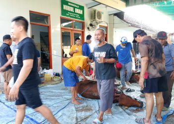 Tingkatkan Semangat Berbagi, Musholla Nurul Iman Sembelih 3 Sapi dan 5 Kambing