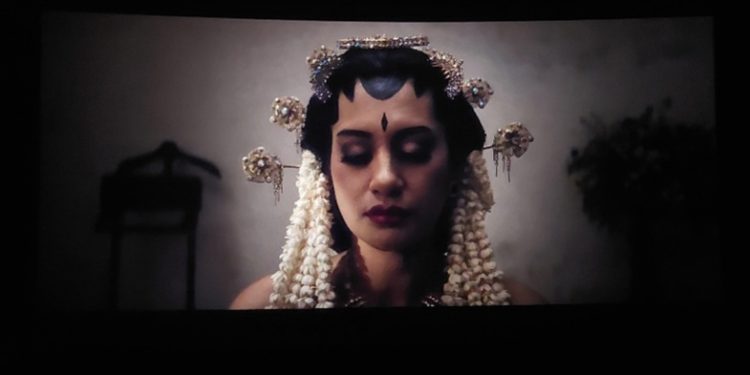 “Perempuan Pembawa Sial” : Angkat Mitos Bahu Laweyan, Antara Cinta, Dendam dan Kutukan