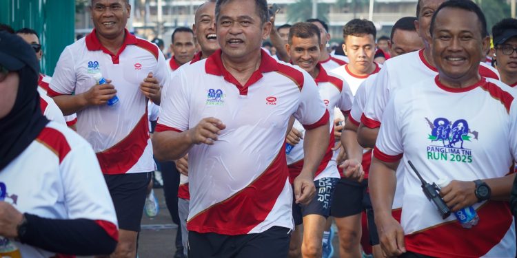Semarak Menjelang Kasad Tuntaskan Lari Panglima TNI Run