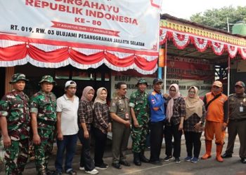 Bakti Teritorial Prima, Kodim 0504/JS Perbaiki Pos Kamling