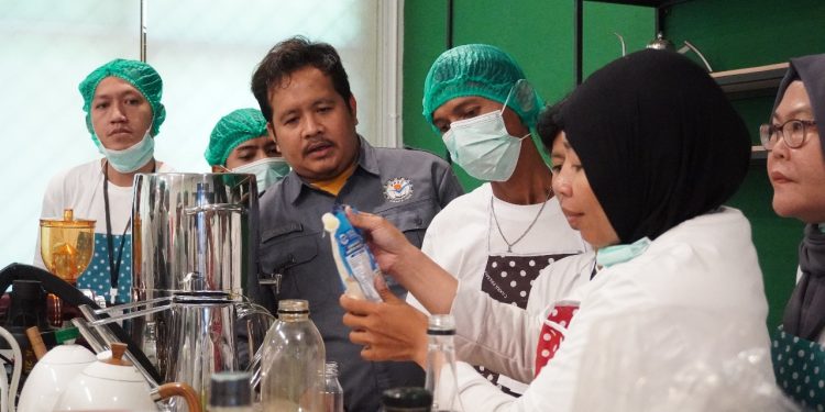 Aroma Harapan Baru : 21 Klien Bapas Jakbar Disulap Jadi Barista Handal di PPKD Jaktim, Siap Raih Peluang Wirausaha