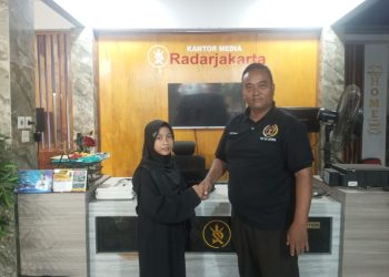 Wawancara Berani Siswi SD Ini Bikin Pimpinan Media Terkesima