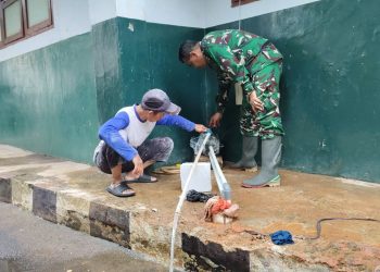 Di Bawah Langit Mendung Sukamaju, Harapan Mengalir dari Sumur TMMD