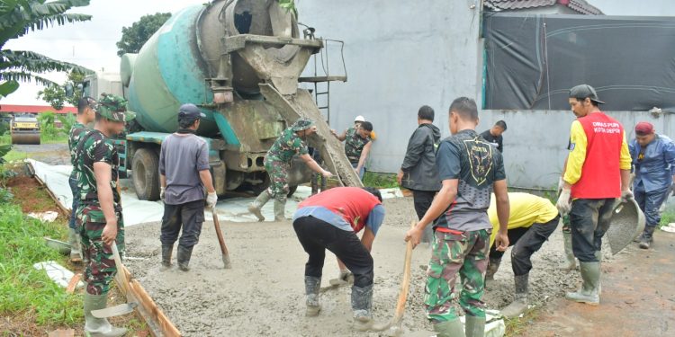 89 Personel TNI AD Turun Tangan, Pengerasan Jalan Capai 69 Persen