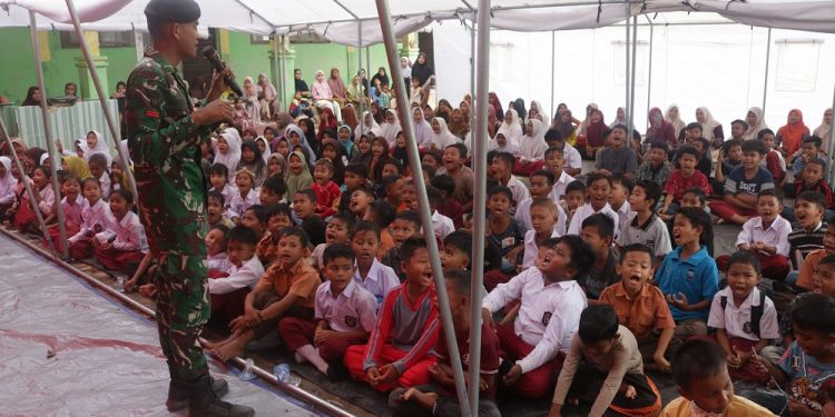 HUT Kavaleri ke-76, Yon Kav 11/MSC Gelar Trauma Healing Anak Korban Banjir di Aceh