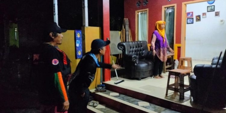 Sungai Cikaro Meluap, 50 Rumah di Desa Cisaat Kuningan Terendam Banjir