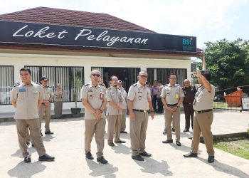 Kepala Kantor Wilayah BPN Provinsi Sumatera Selatan, Ir. Rahmat, A.Ptnh., M.M., saat melakukan kunjungan kerja ke Kantor Pertanahan Kabupaten Banyuasin pada Senin 13 April 2026.