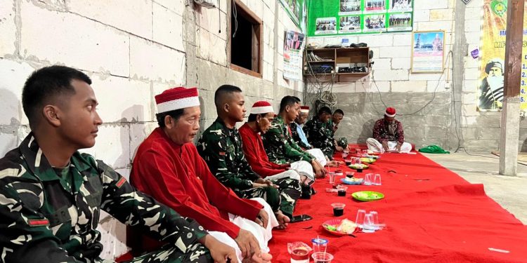 Danton Satgas TMMD Reguler ke-128 Hadiri Pengajian Jamaah Thoriqoh di Desa Godo